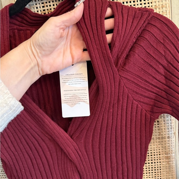 NWT’s Bodycon sweater dress. Size M. - Picture 4 of 11